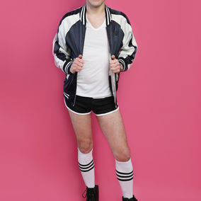 INTERVIEW: TRAVIS MOSER On His New Cabaret Show "Just One Look: The Songs of Linda Ronstadt&quo