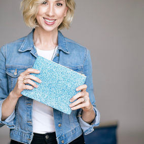 MakerSeries: Jen Wheeler Kahn Talks About How Her Passion for Theater and Giving Back Led To The Cre