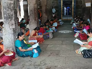 புயல்-மழையில் இருந்து பாதுகாக்க தலசயன பெருமாள் கோவிலில் கூட்டு பிரார்த்தனை