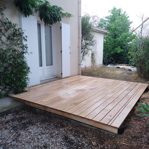 Aménagements en "bois de pays" à Rezé