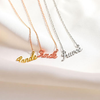 necklace-hero-3-DoduSdTC.jpg