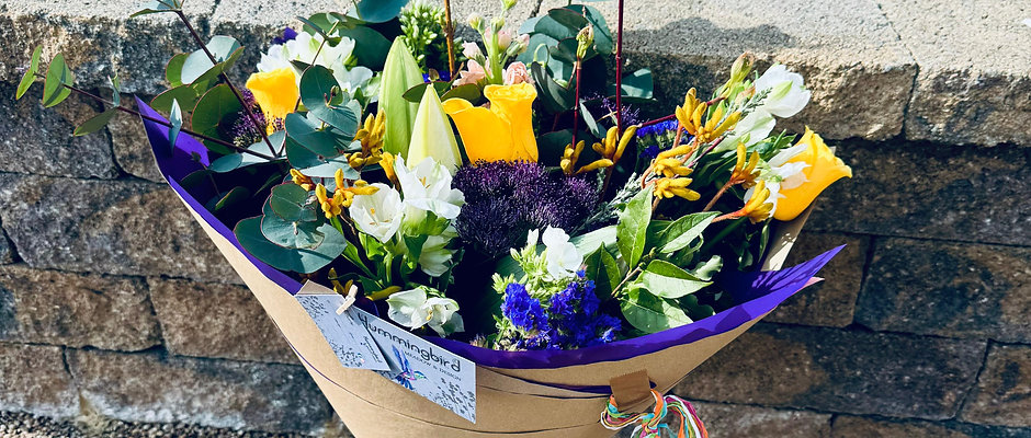 Easter Signature Blooms