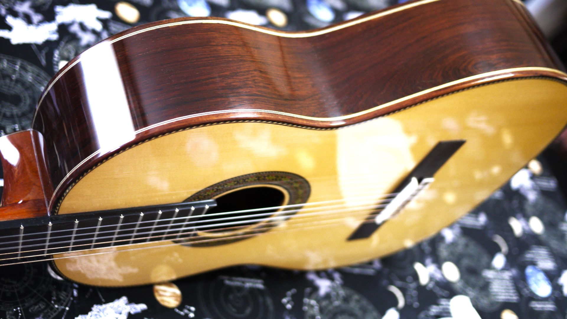 CRESCENTMOON クラッシックギター②