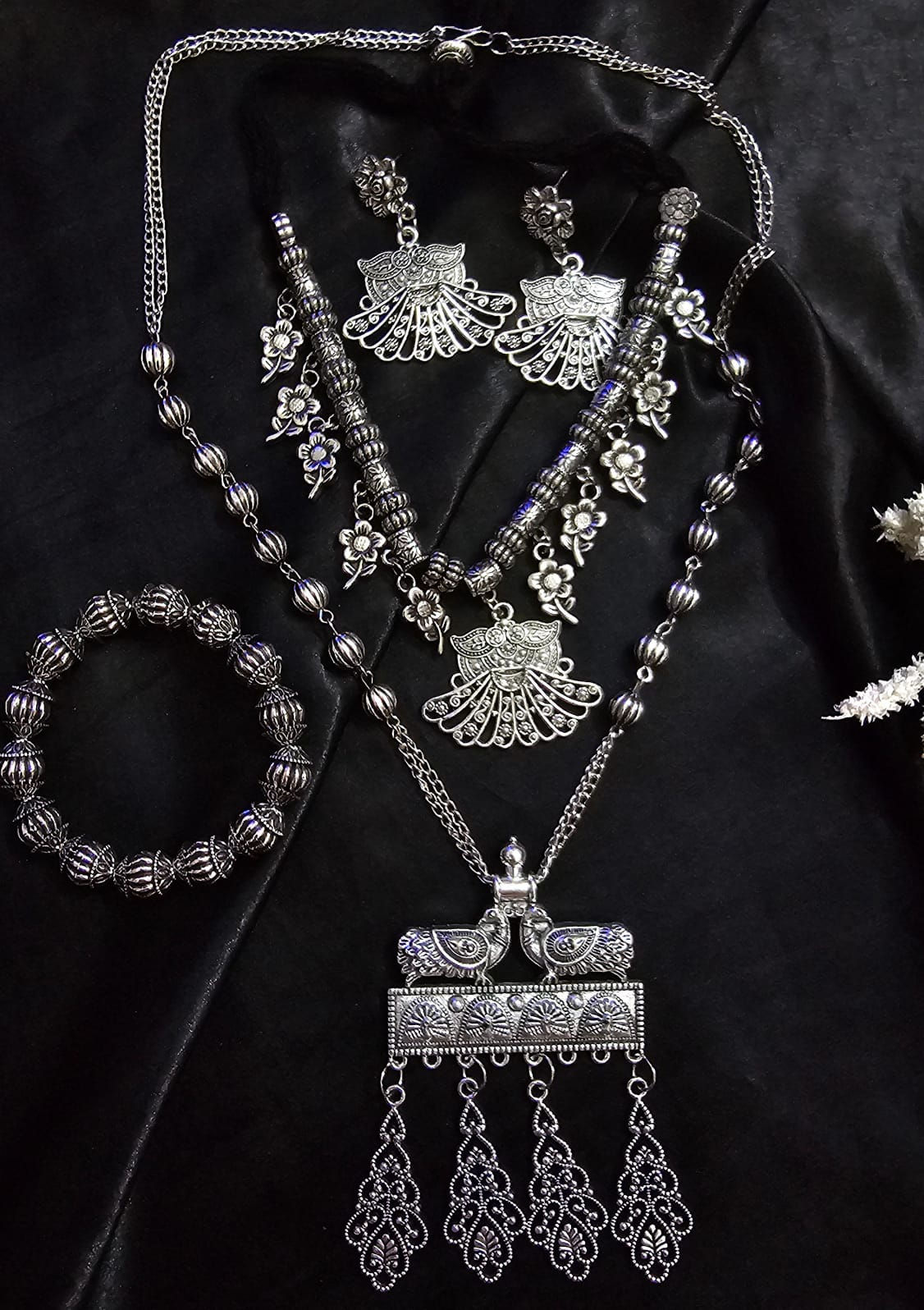 Oxidized jewellery set with choker earrings necklace and bracelet