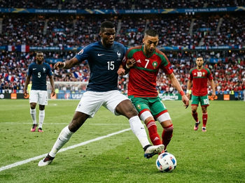 JNHOJE - Copa do Mundo abre fase decisiva com duelo entre França e Marrocos