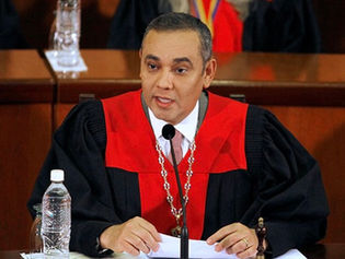 JNHOJE - ‘Faxina’ afasta 8 ministros do Supremo da Venezuela que perseguiam a oposição