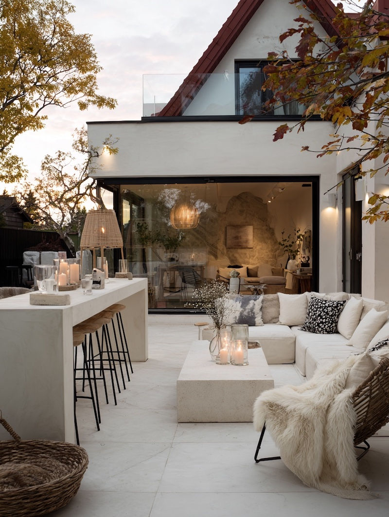 Inred utemiljöer 2026 – trender, utemöbler och detaljer som lyfter din uteplats