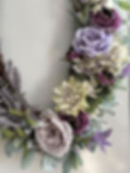 Thumbnail: Large Oval Grapevine Wreath
