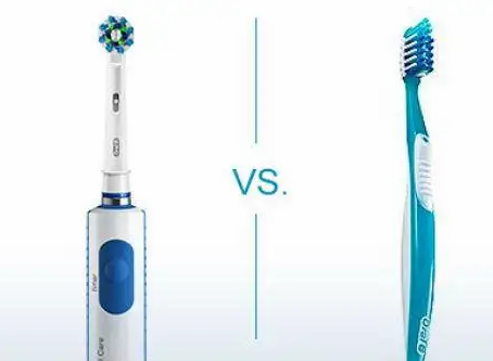 Come lavarsi correttamente i denti con lo spazzolino elettrico.
