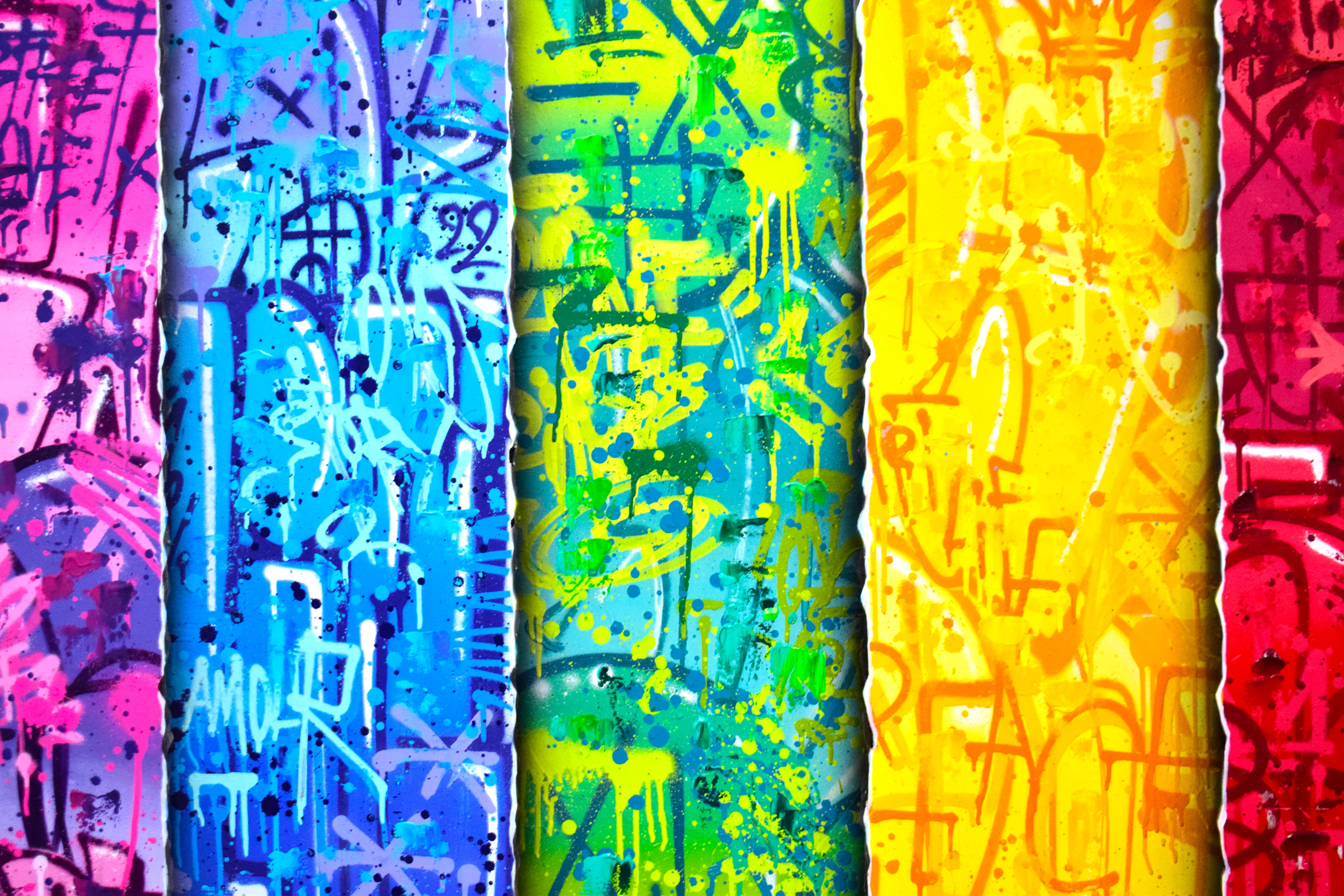 Tableau street art multicolore arc en ciel. Peinture graffiti moderne et art déco, idéale pour une déco intérieure originale