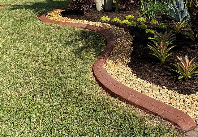 Custom Landscape Curbing