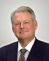 Lindstrom 118x142.jpg