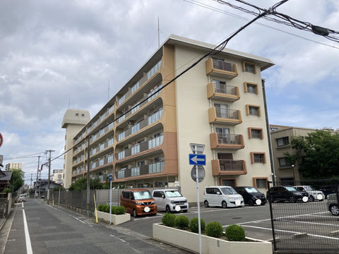 ルネマンション荒江305