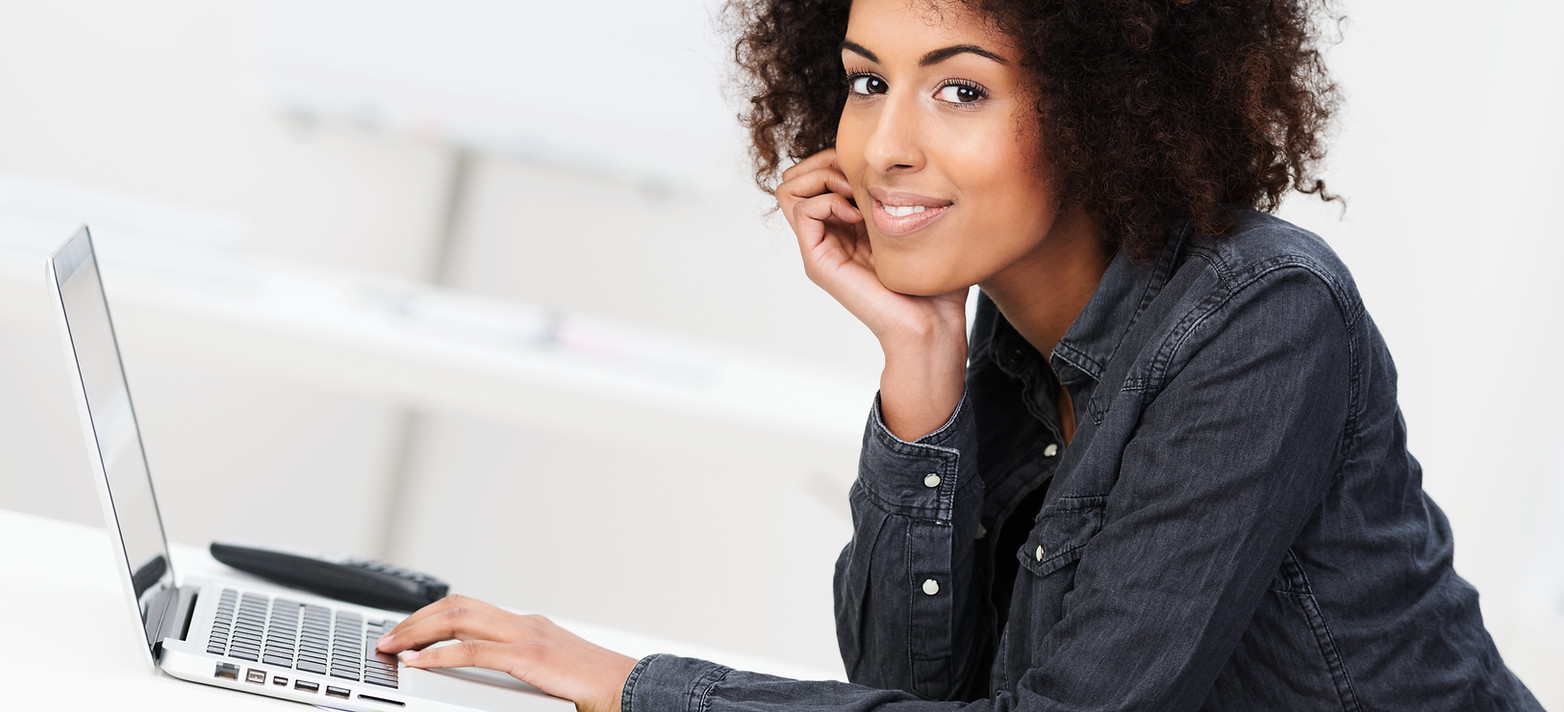 Vrouw met laptop
