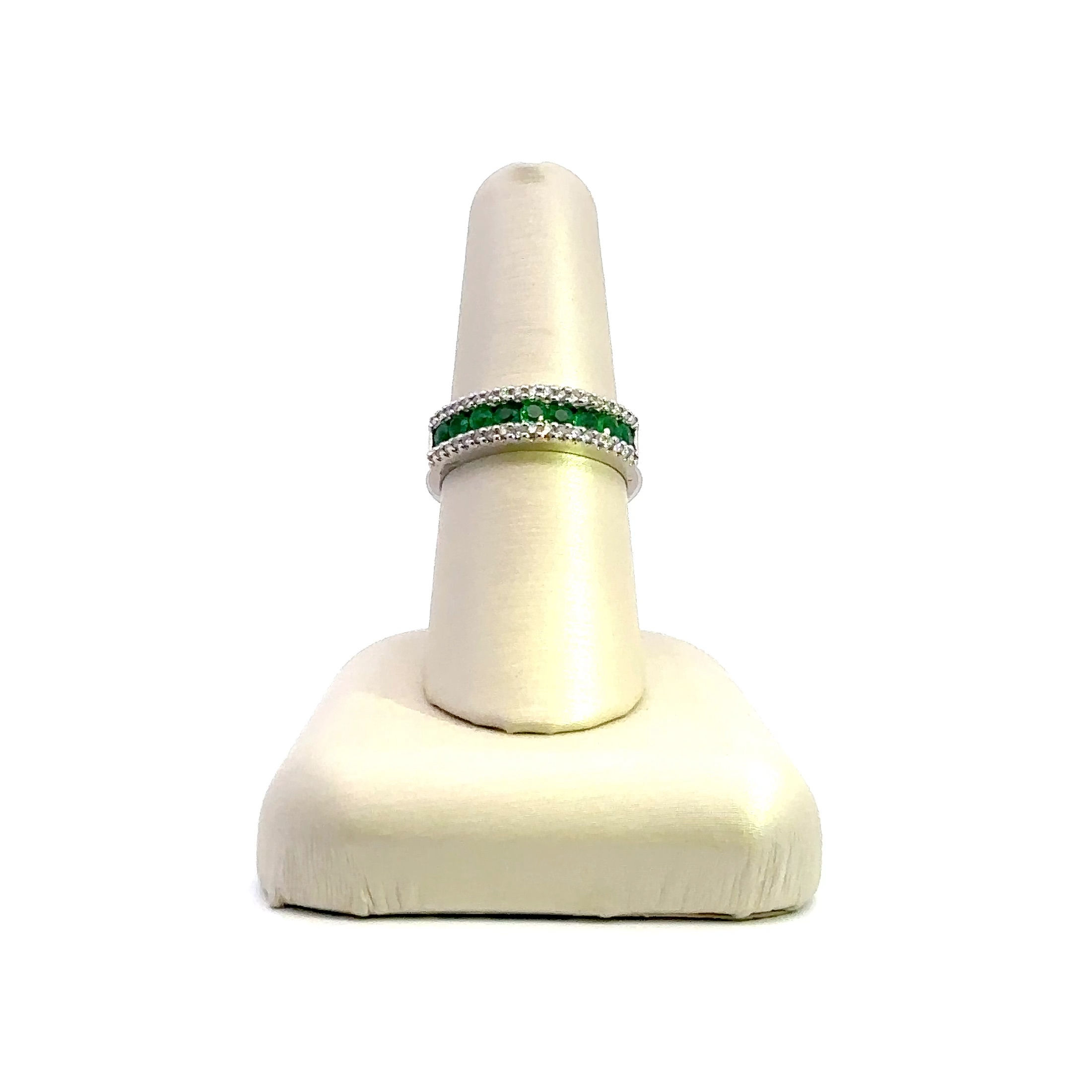 14k Emerald & Diamond Ring