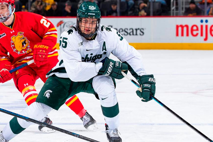 Jugadores de St. Louis Blues compiten en un partido clave de la NHL, mientras en paralelo atletas universitarios participan en competencias de alto nivel de la NCAA.
