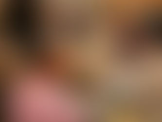 Personal de empleo y capacitación orienta a ciudadanos durante una jornada de atención laboral con apoyo digital en St. Louis.