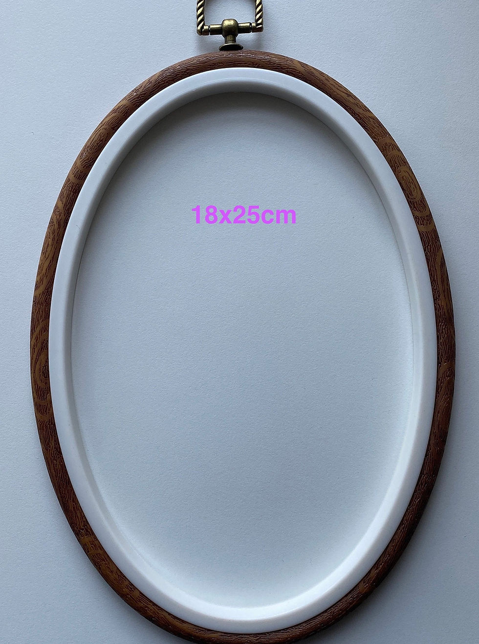 Thumbnail: 10x15cm - 15x19cm - 18x25cm Oval Imitation Wood Display Frame