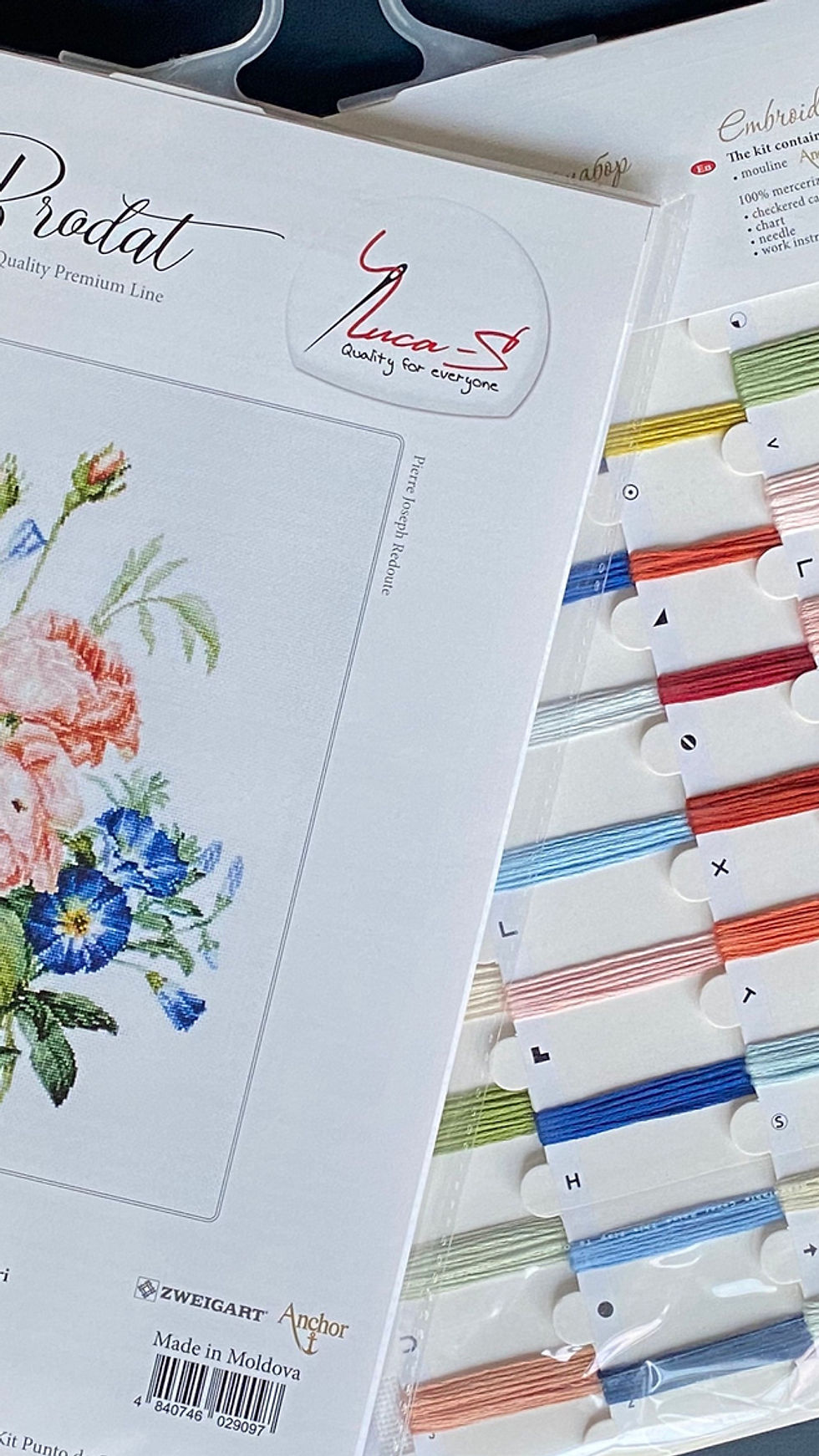 Thumbnail: Luca-S / B2351 Bouquet with Roses, 19x28 cm / Cross Stitch Kit