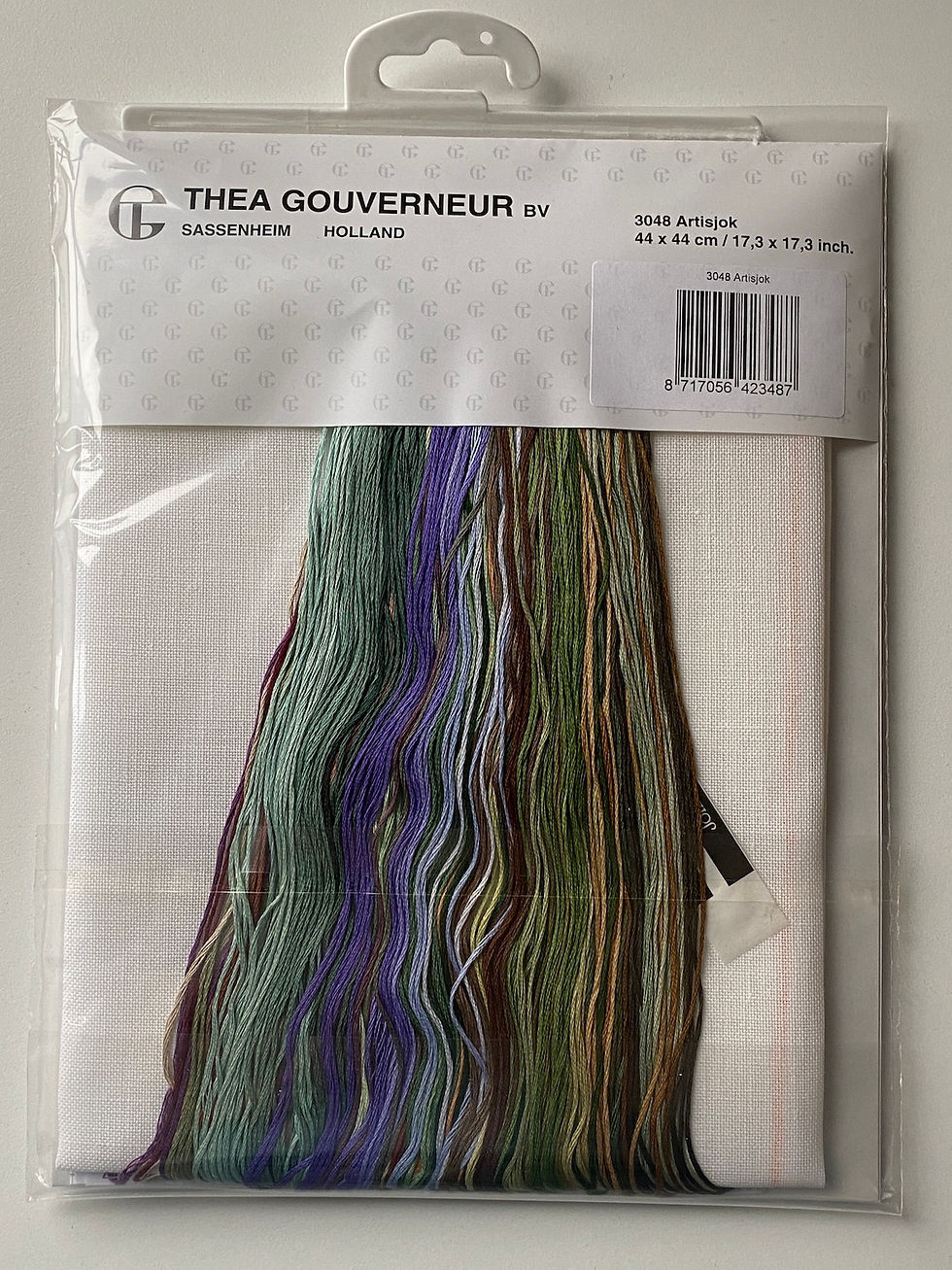 Thumbnail: Thea Gouverneur / 3048 Artichoke / Cross Stitch Kit