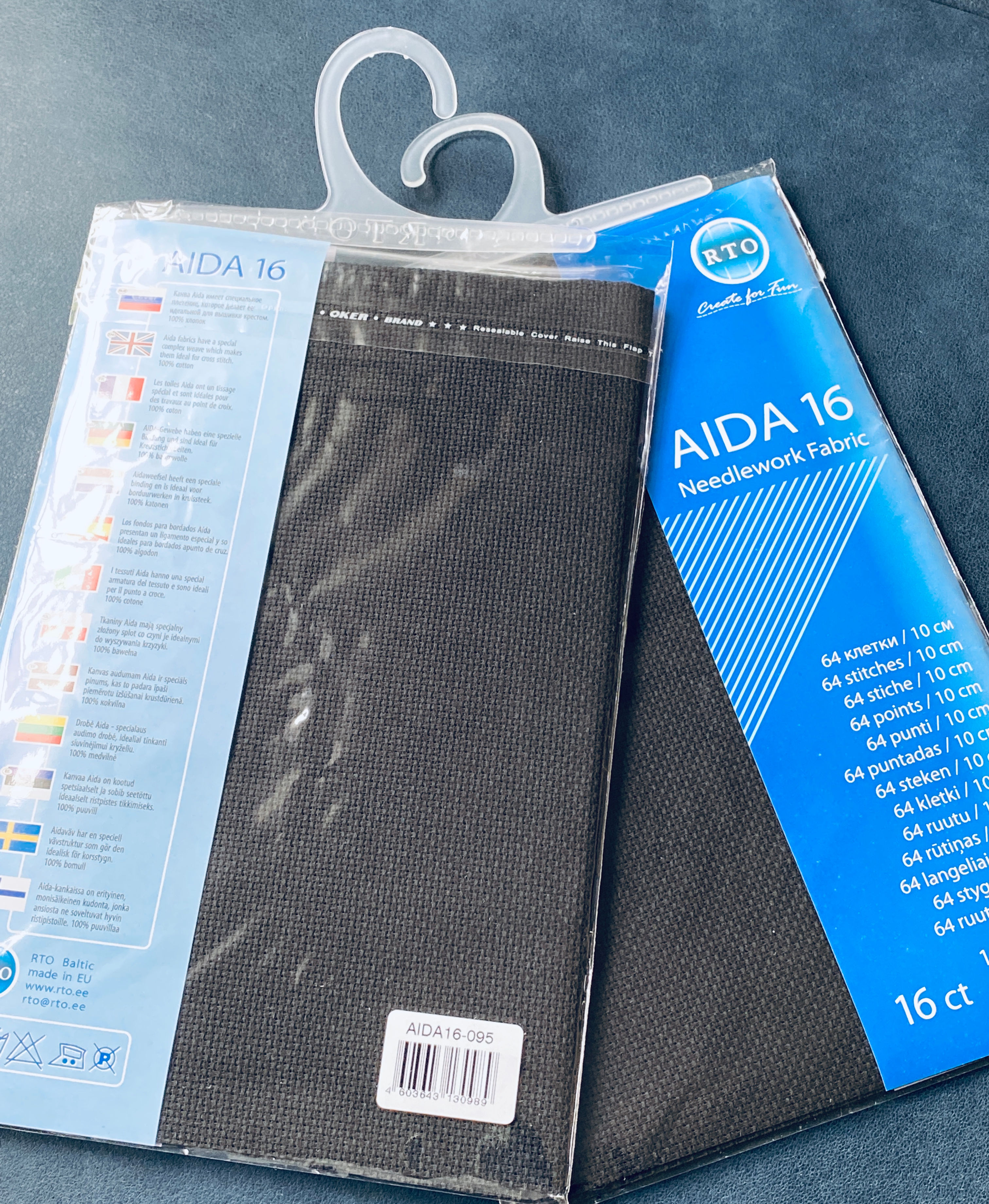 RTO / Pre-cut Fabric Aida 16 Count Black 39x45cm / AIDA16-095