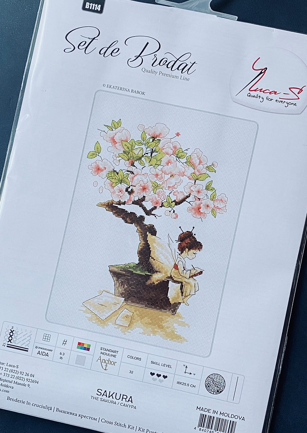 Thumbnail: Luca-S / B1114 The Sakura, ©Ecaterina Babok / Cross Stitch Kit
