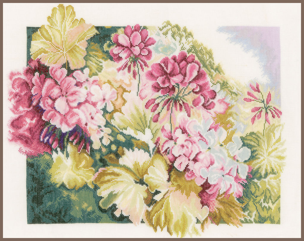 LanArte (the Art of Stitching) / PN-0164073 Gerariums / Cross Stitch Kit