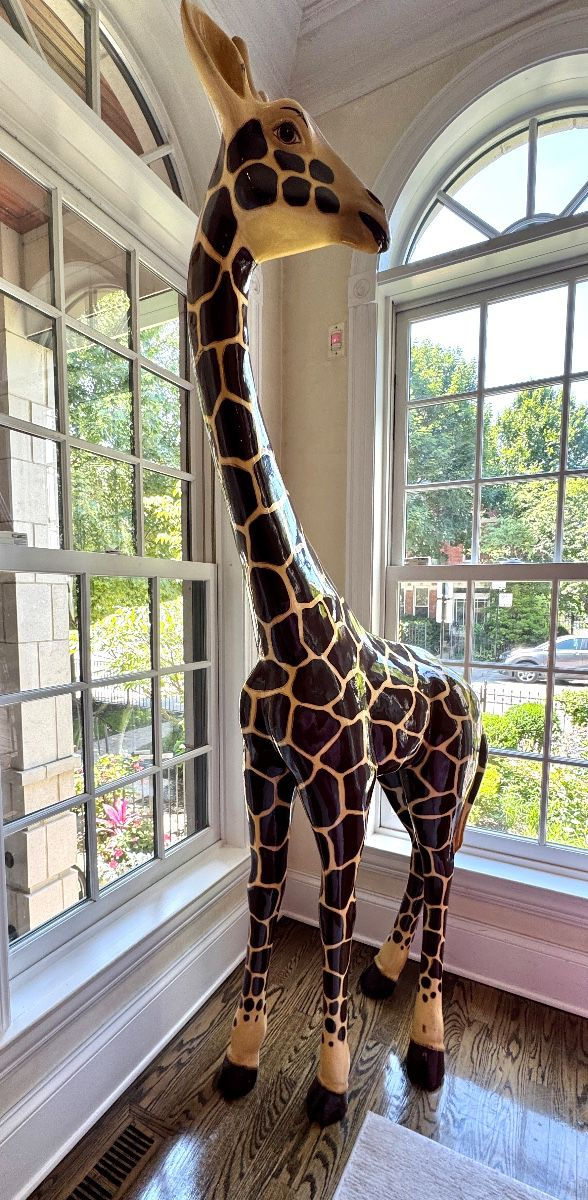 Sermel Tonalá Jalisco Mexico Hand-Painted Life-Size Giraffe Sculpture