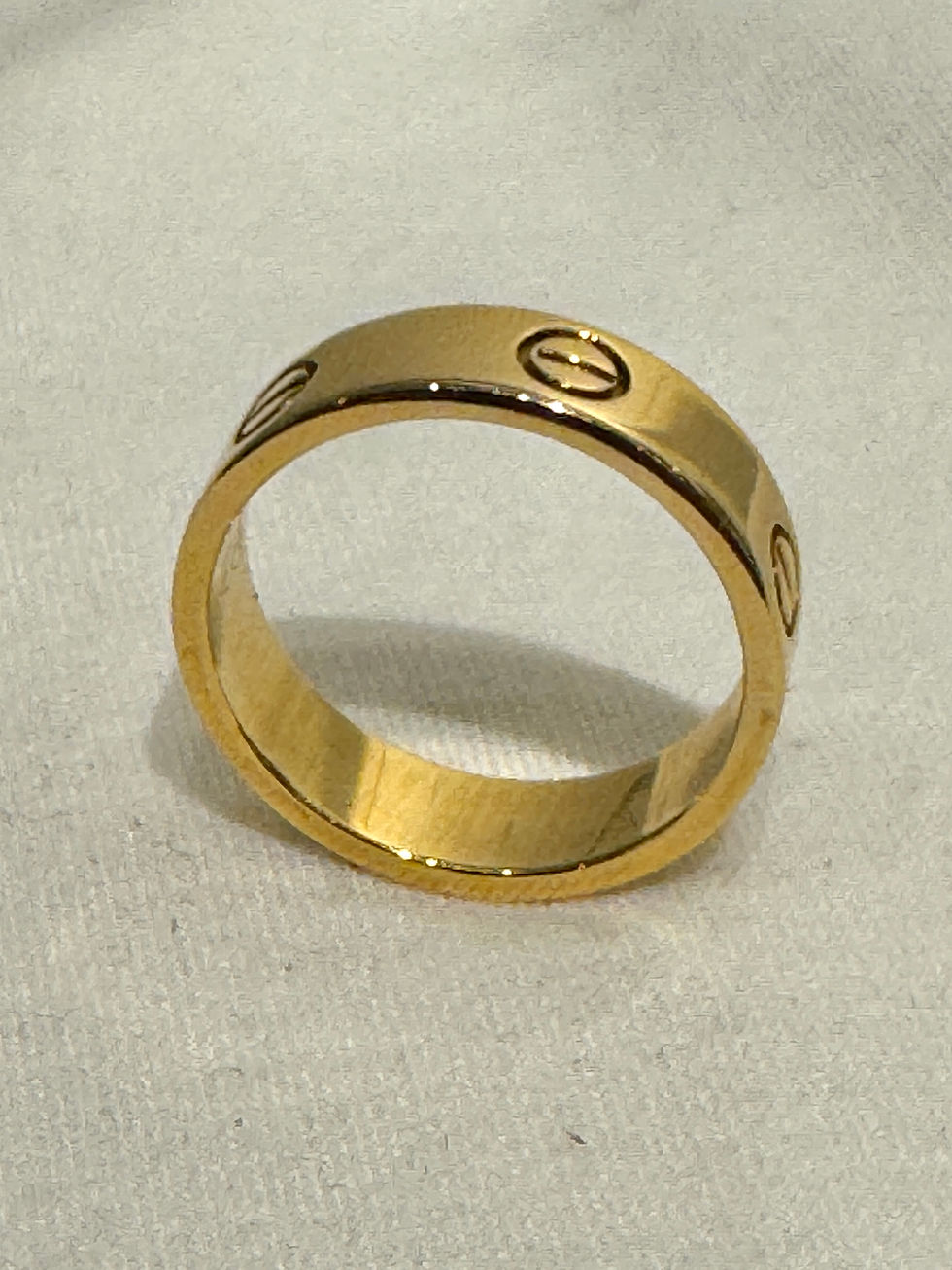 Thumbnail: Cartier Love Ring in 18K yellow gold (750)