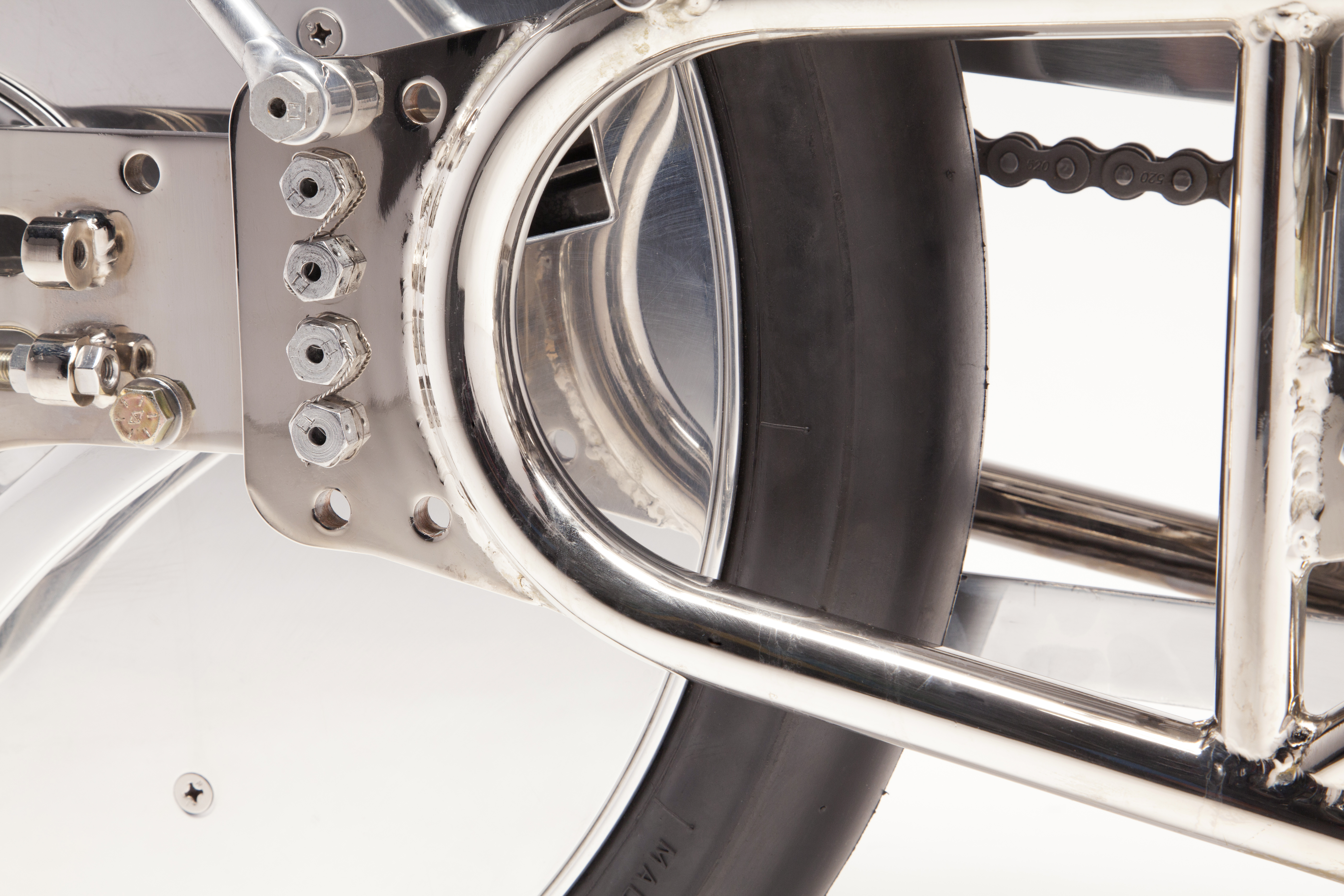 06 -pic by Derek Althen- Adjustable axle plates - alpD4-0524RT