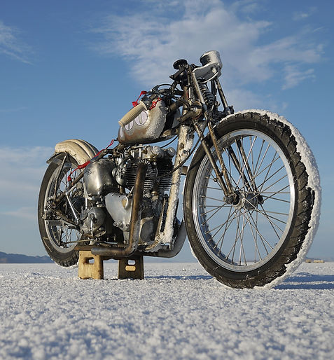 alp racing stock frame 650 triumph