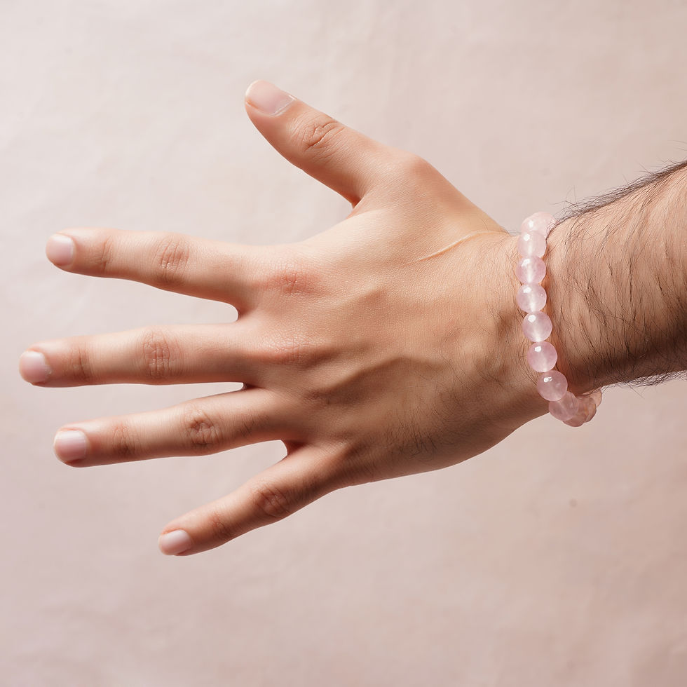 Thumbnail: Rose Quartz Diamond Cut
