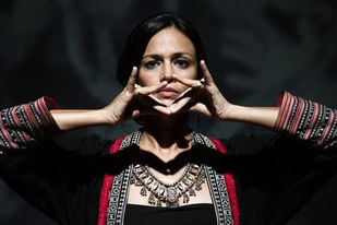 A Unique Performance by Tishani Doshi