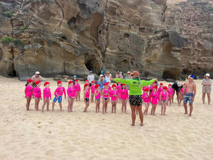 Thousands of Hunter Nippers Back on the Sand for Another Season