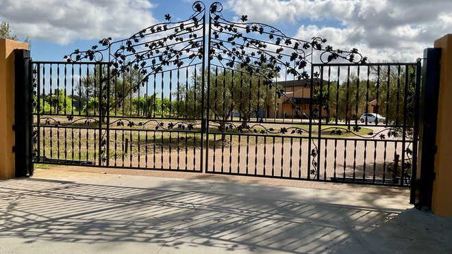 Cosy Iron Design gates