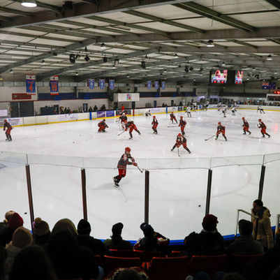 From first steps to first goals – discover ice skating and hockey at HISS