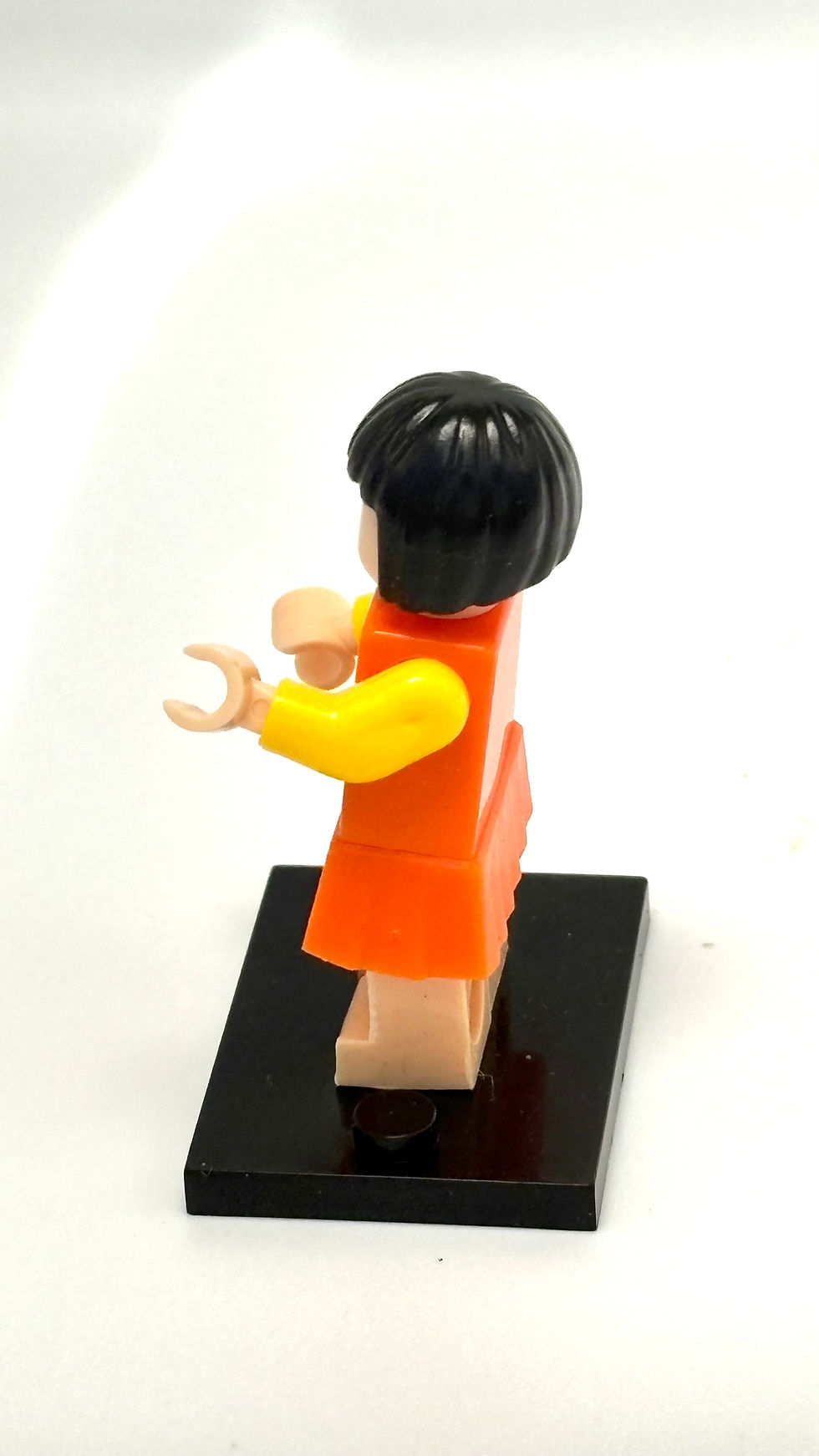 Thumbnail: Young-Hee (The Doll) Lego Compatible Figure | Squid Game