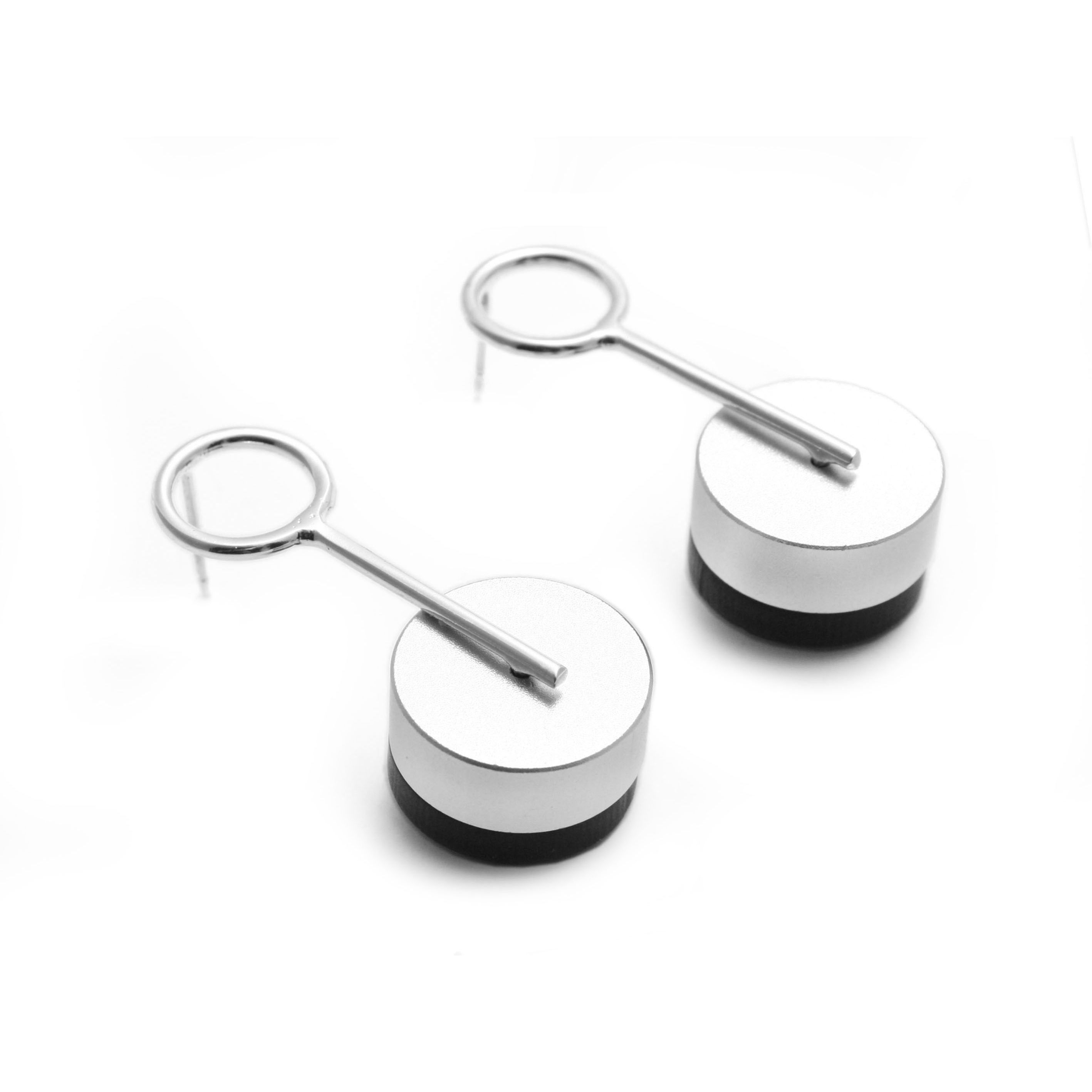 Alicia Small Earrings Silver, Silver & Black