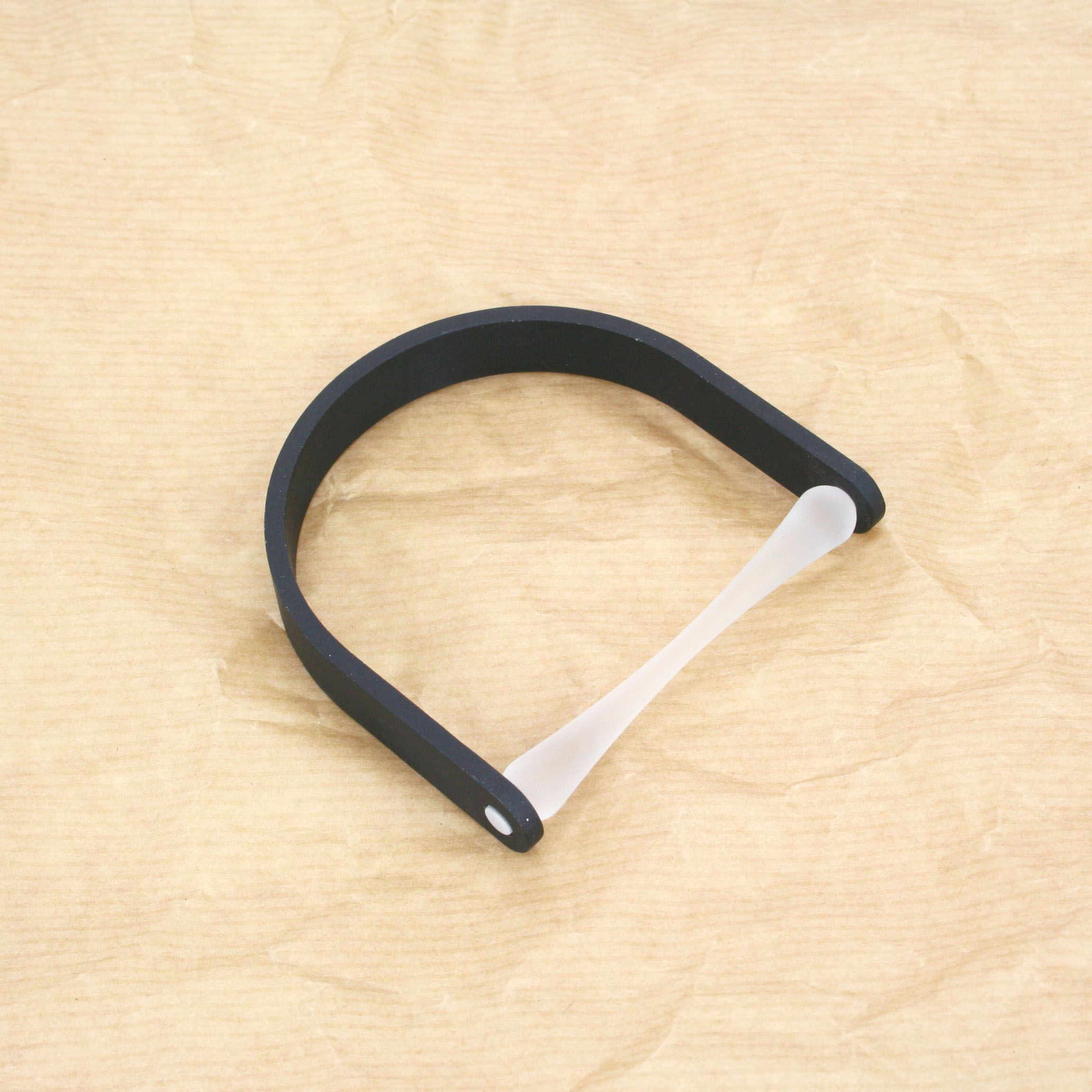 Lily Bracelet Black & Frost