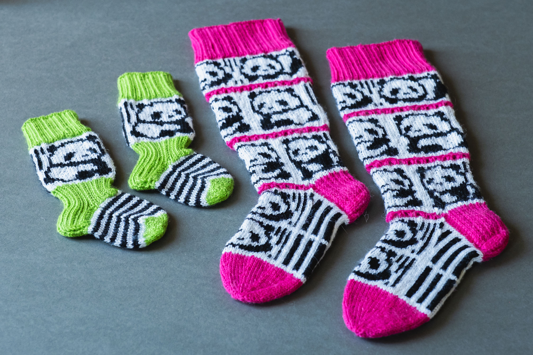 Pikkupandat-neuleohje