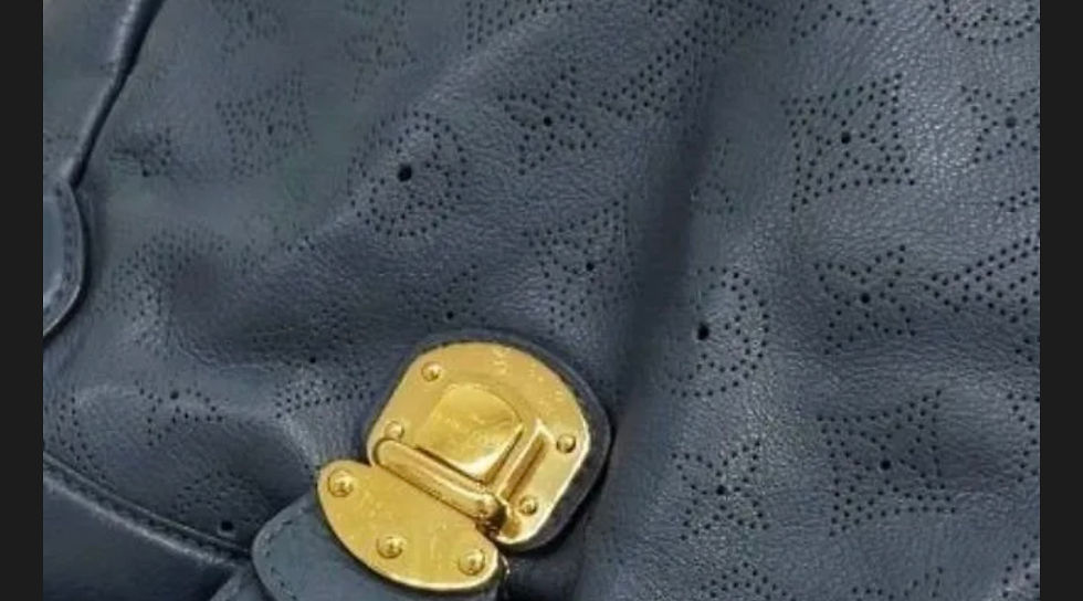 Thumbnail: Louis Vuitton Mahina Leather Cirrus MM