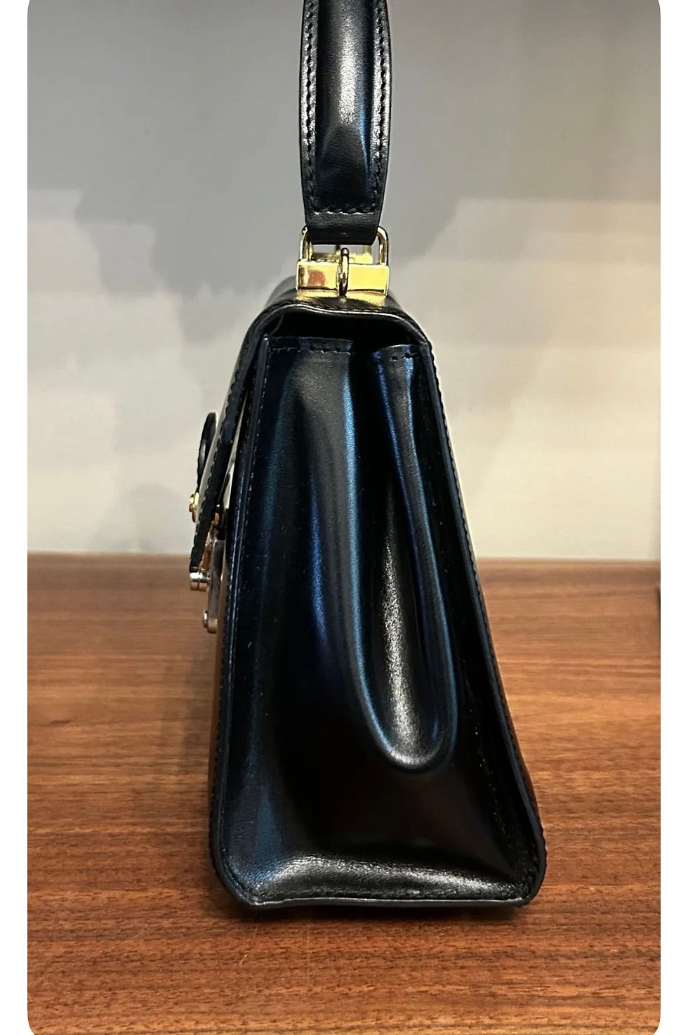 Thumbnail: Fendi Structured Leather 2-Way Top Handle Bag – Classic Black