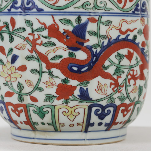 唐物　中国　新渡　青花楼閣山水文　重ね盃　五客　R2254 Pair of Wucai Jardinières with Underglaze Blue and Dragon