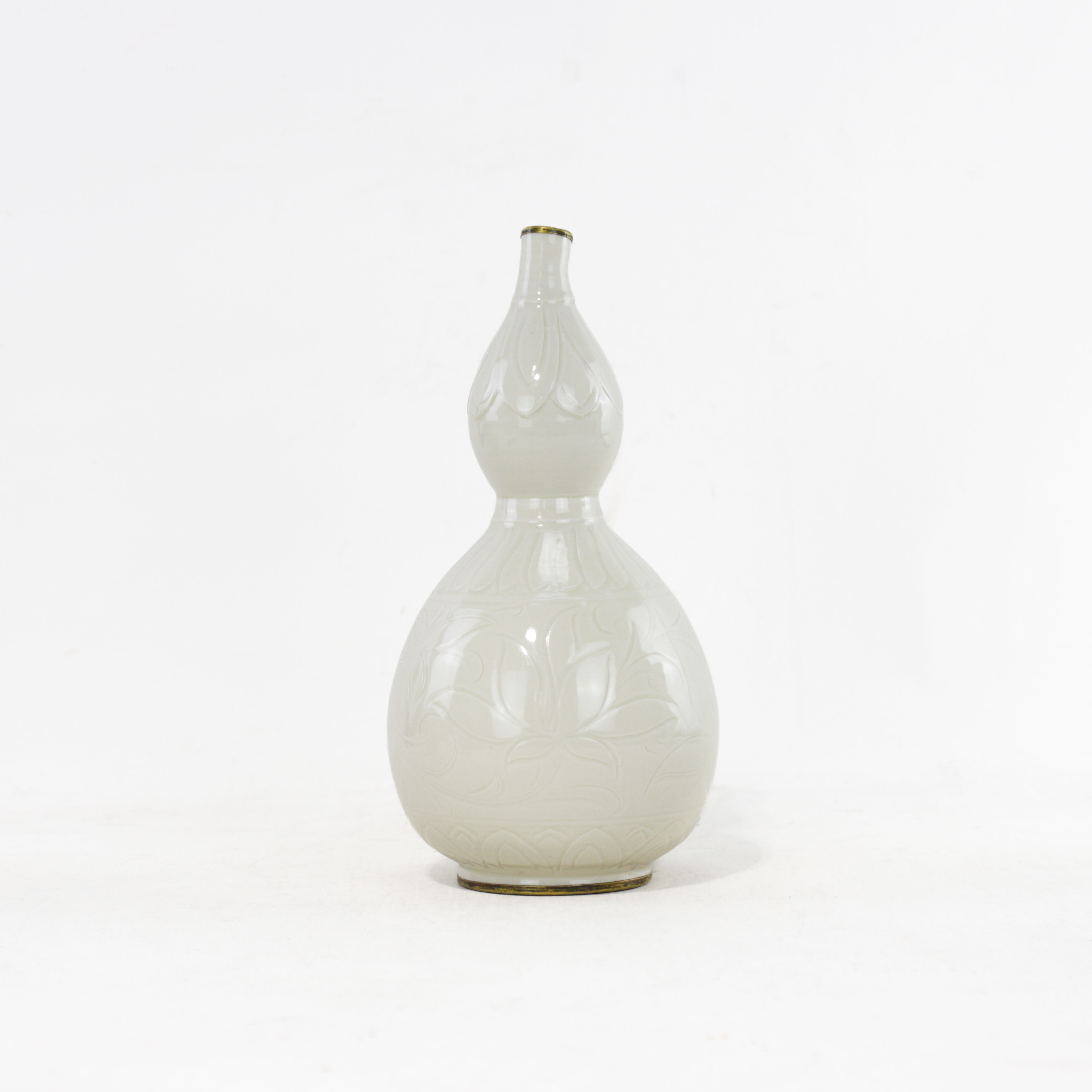 Liao-Jin Ding Kiln White Glaze Gourd Bottle with Copper Trim