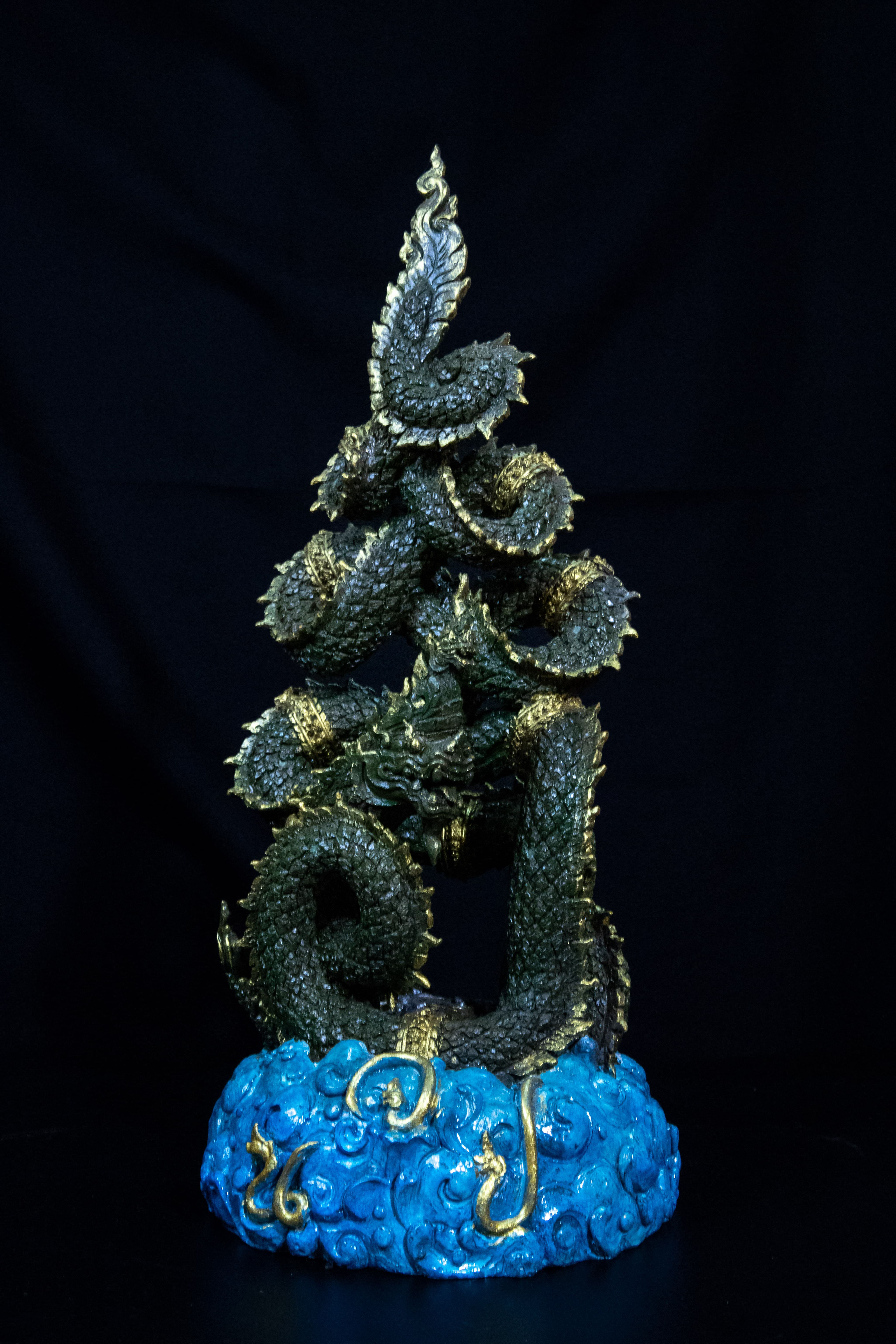 พญานาคคู่ รวยพันล้าน