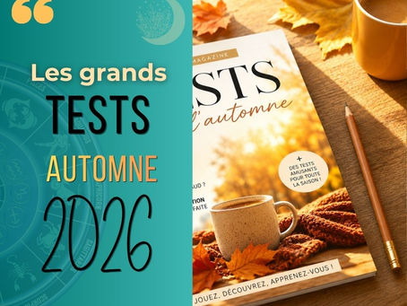 couverture du magazine avec un magazine posé sur une table un crayon et un café