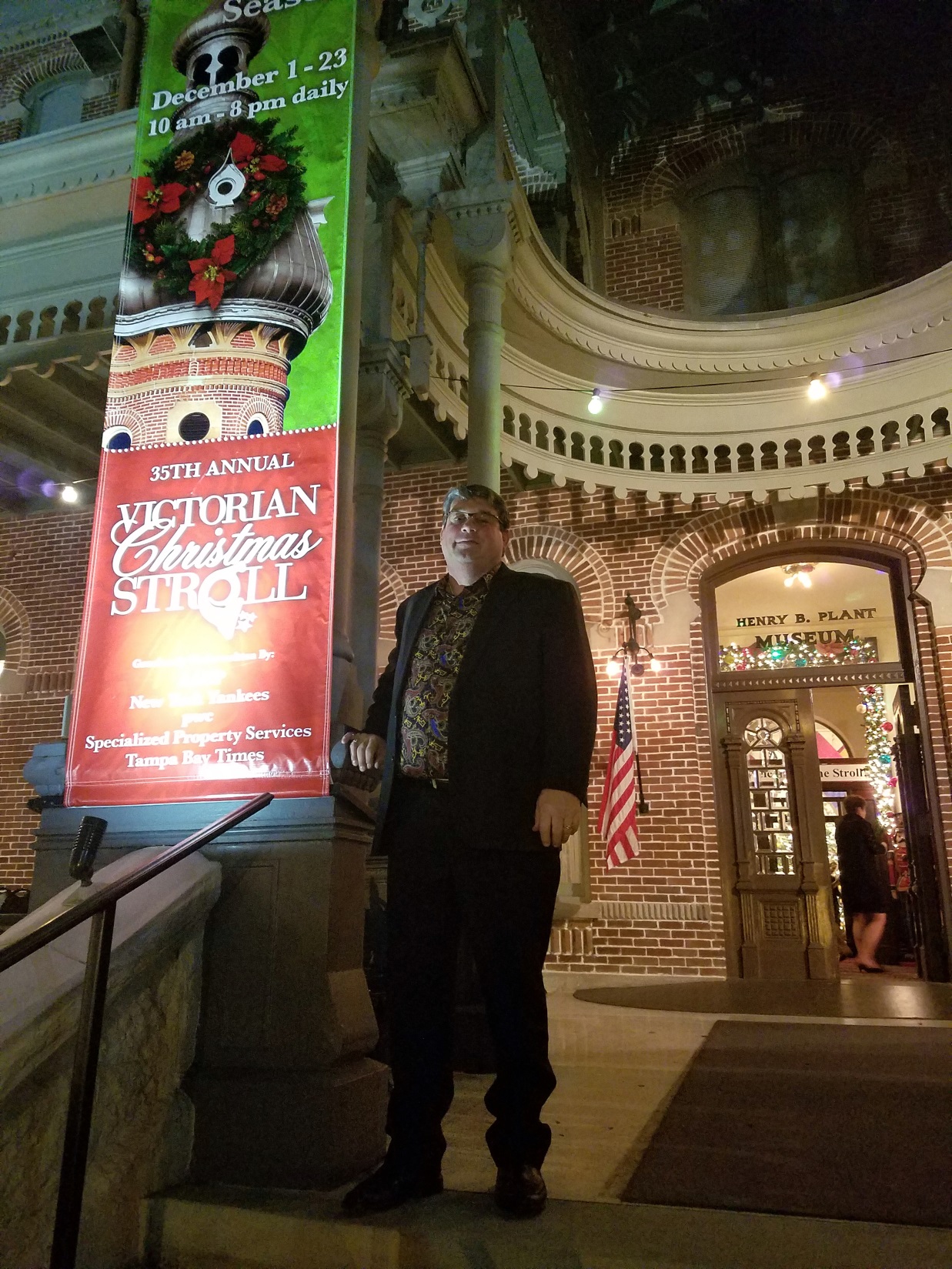 Victorian Christmas Stroll