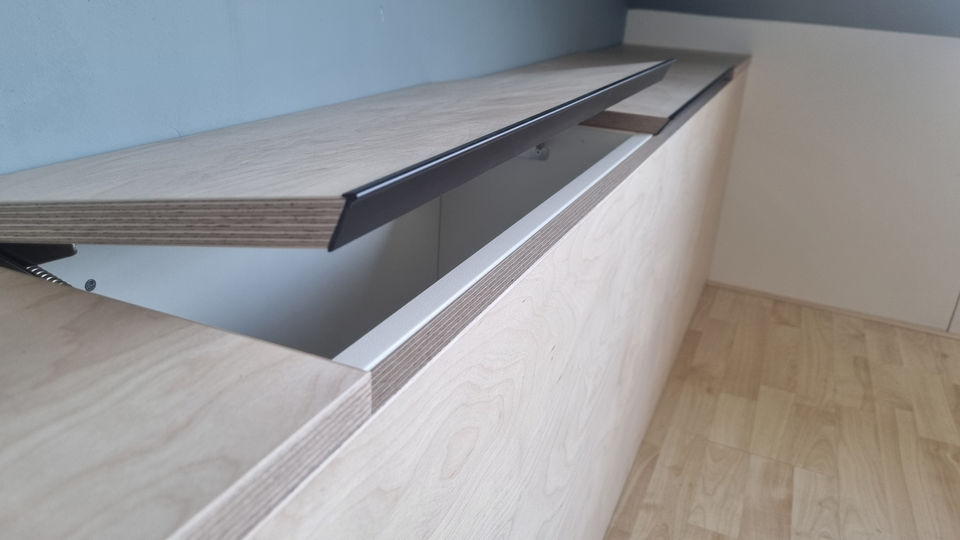 Detail klep klepkist berken