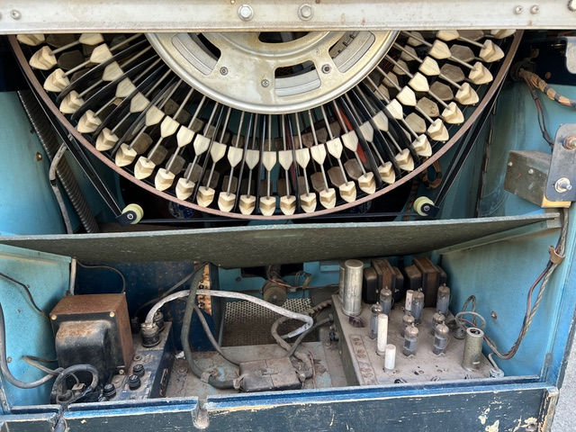 Thumbnail: 1573 Rock Ola Tempo 2