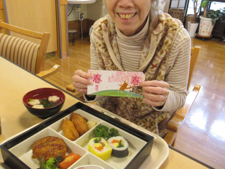 🌞お花見弁当・ハナミズキ・芝桜🌞(楓・橘ユニット)